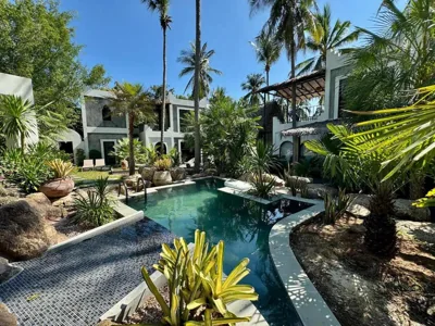 Villa con piscina privada — Shanti Rock Residence Koh Phangan